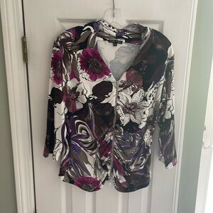 Like new multi colored woman’s top